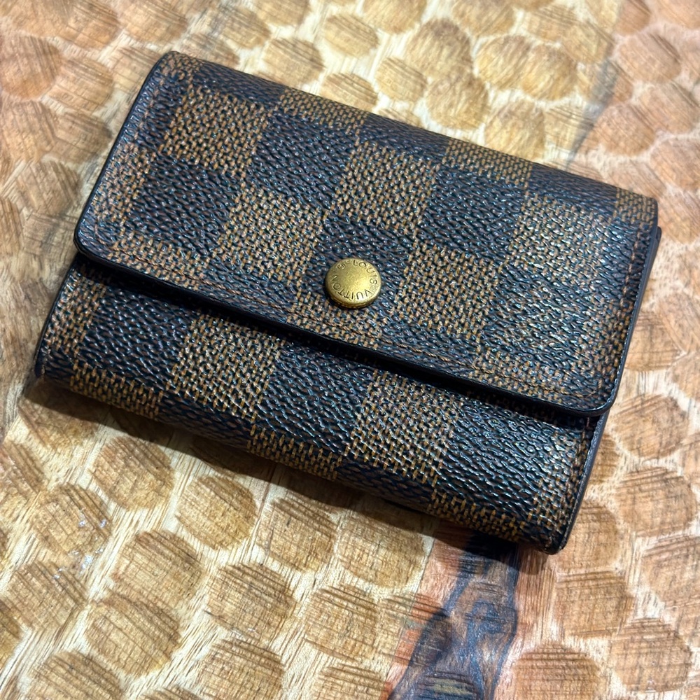 Authentic Louis Vuitton Damier Ebene Wallet